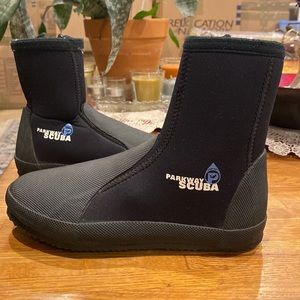 Parkway Scuba Water shoe size 4
